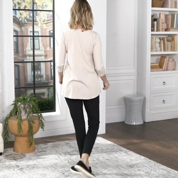 AnyBody Ribbed Top NWT - Picture 2 of 11